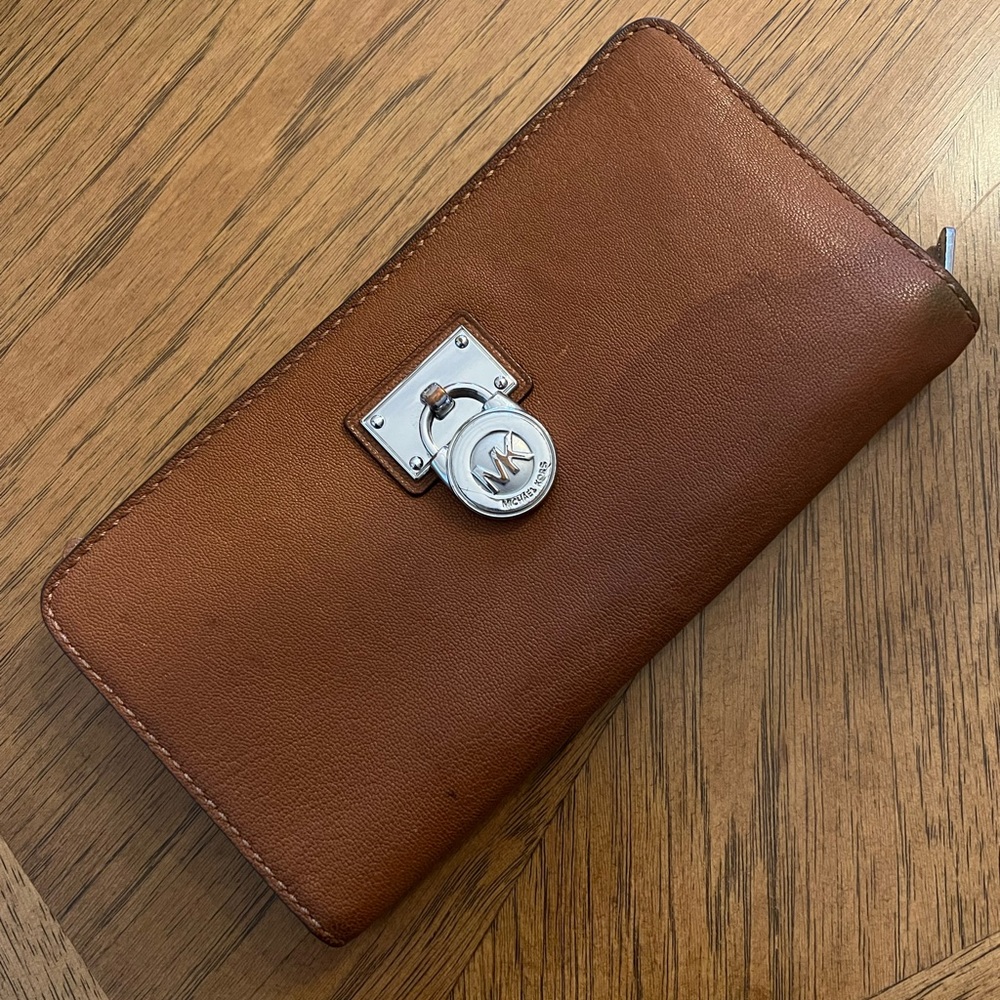 MIchael Kors camel zip around wallet